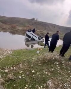 Batman’ın Kozluk ilçesinde A.S. yönetimindeki hafif ticari araç, direksiyon hakimiyetinin