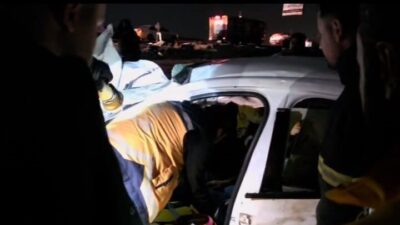 Batman'da Hasankeyf karayolunda, direksiyon hakimiyetini kaybeden sürücünün aracı takla attı.