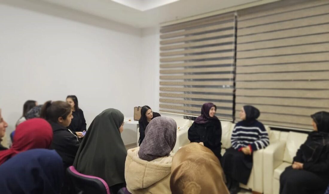 Bayburt İl Müftülüğü, öğrenciler için söyleşi programları düzenlemeye devam ediyor.