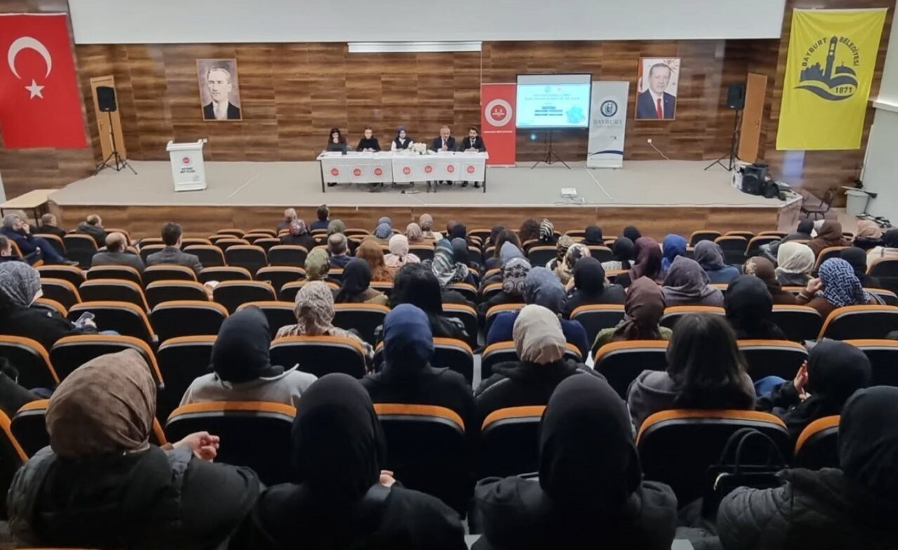 Bayburt'ta Kadın ve Aile Sorunları Uygulama ve Araştırma Merkezi ile