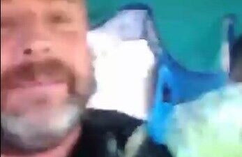 Kahramanmaraş’ın Afşin ilçesinde Nuh M., belediye önünde kendini ateşe vererek