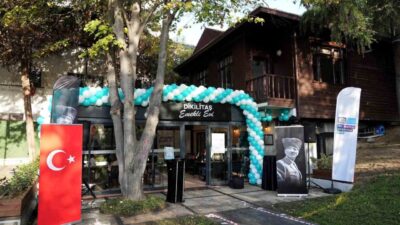 Beşiktaş Belediyesi, emekliler için Dikilitaş Emekli Evi'ni açtı. Merkez, sosyalleşme