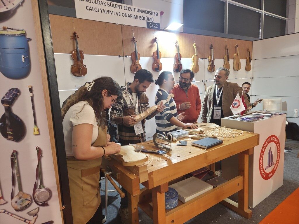 Zonguldak Bülent Ecevit Üniversitesi Devlet Konservatuvarı, IMEEF Uluslararası Müzik Endüstrileri