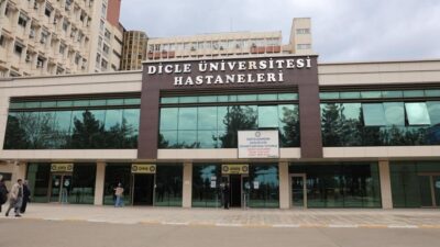Diyarbakır Dicle Üniversitesi Hastanesi Genel Cerrahi Bölümü’nde çalışan Doç. Dr.