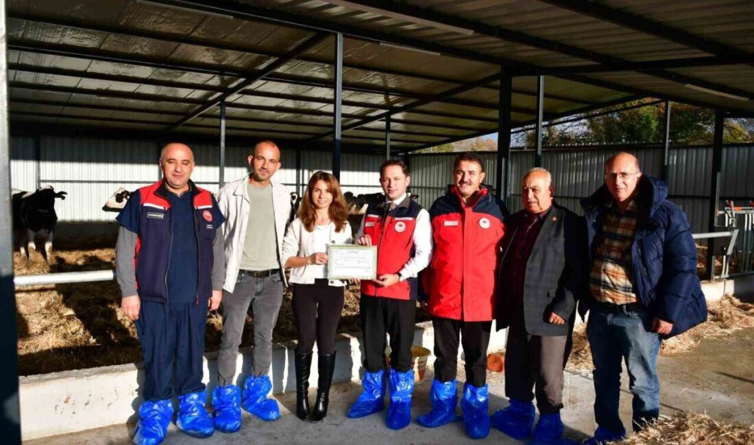 Çanakkale'nin Biga ilçesinde, Biga Kaymakamı Ercan Kayabaşı, sağlıklı hayvansal üretim