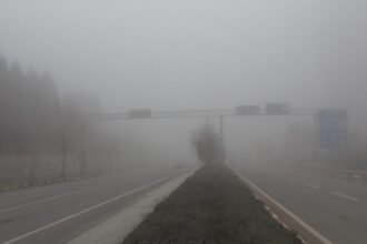 Bilecik’te Sabah Saatlerinde Etkili Olan Sis, Sürücüleri Zor Durumda Bıraktı