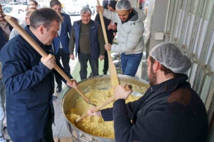 Bilecik Valisi Faik Oktay Sözer, Esnafları ve Vatandaşları Dinlemek Üzere Sokaklarda Ziyaretlerde Bulundu