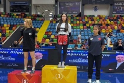Bilecikli Sporcular, Kick Boks Yıldızlar Ligi Finalleri’nde Türkiye Dereceleri Elde Etti
