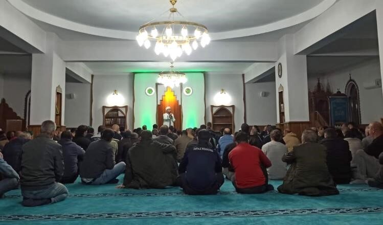 Bilecik İl Müftülüğü, Gölpazarı Açık Ceza İnfaz Kurumu’nda Mahkûmlarla Manevi Buluşma Düzenledi Bilecik İl Müftülüğü, Gölpazarı Açık Ceza İnfaz Kurumu'nda manevi buluşma