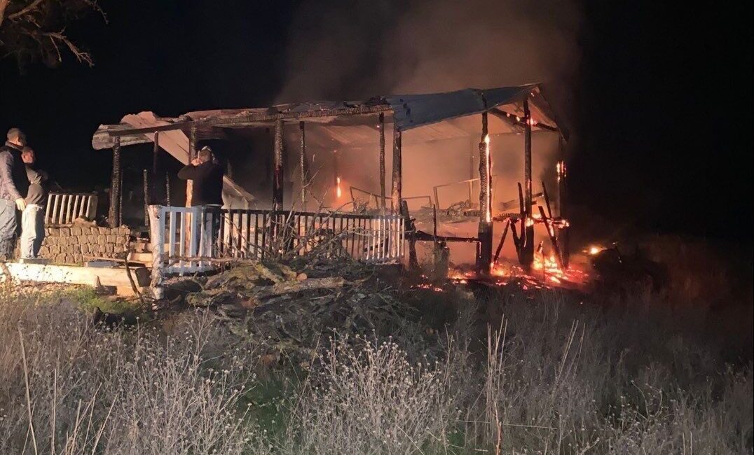 Bilecik'in Bozüyük ilçesinde Murat K.'ya ait bir bağ evinde, yeğeni