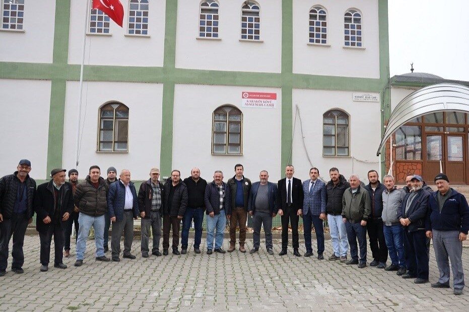 Bilecik’te Üreticilere Yönelik Bilgilendirme Toplantısı Düzenlendi Bilecik'in Pazaryeri ilçesindeki Karaköy'de, Tarım ve Orman Bakanlığı’nın düzenlediği bilgilendirme
