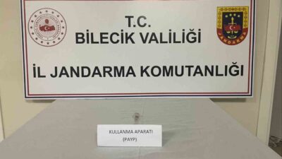 Bilecik'te jandarma ekipleri, Gölpazarı-Vezirhan karayolunda dur ihtarına uymayan E.C. yönetimindeki
