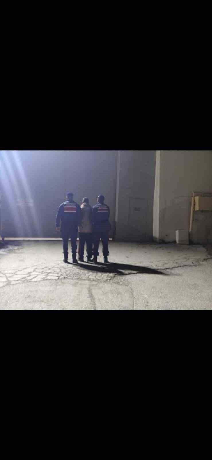 Bilecik’te Hırsızlık Suçundan Aranan Şahıs Jandarma Tarafından Yakalandı