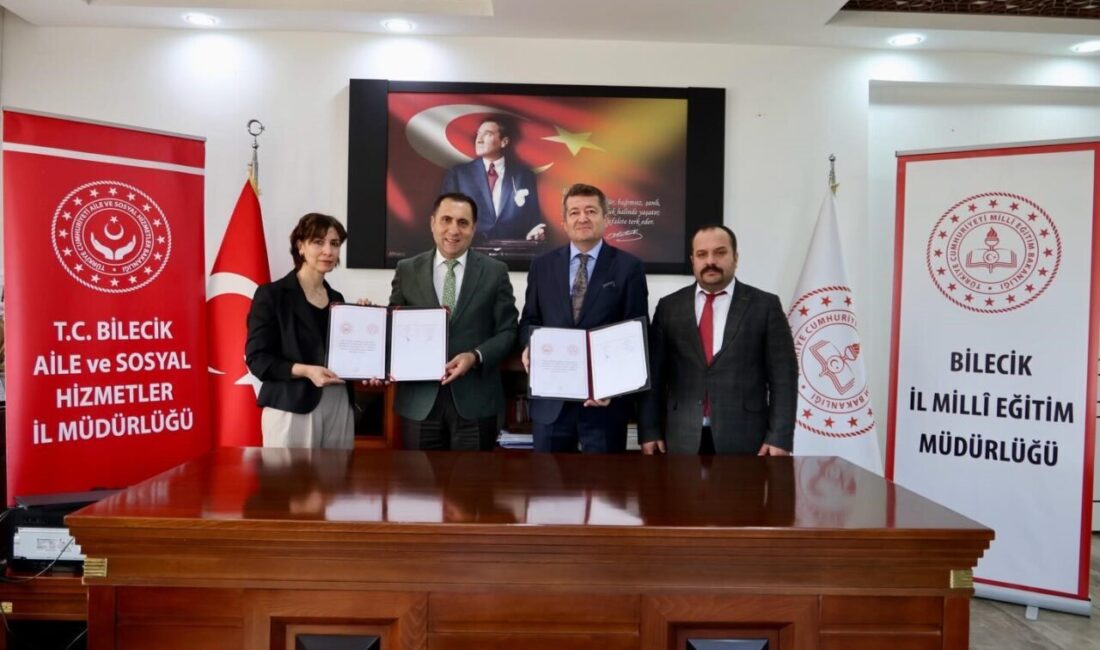 Bilecik'te, şehit ve gazi yakınları için 'Sanata teşvik ve sanatla