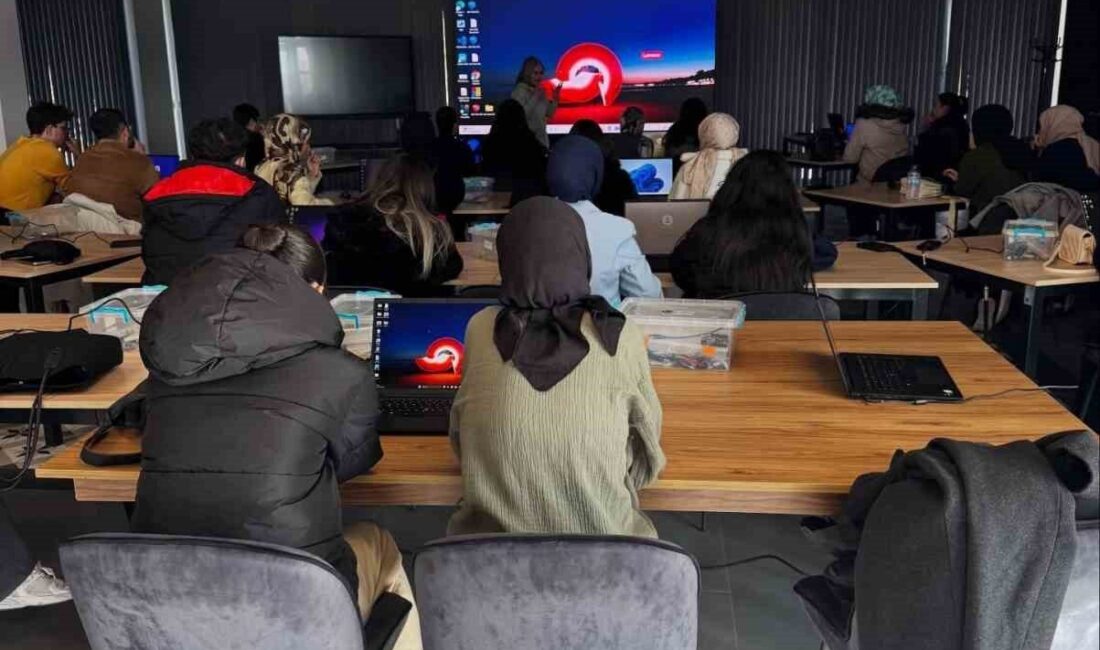 Kayseri Büyükşehir Belediye Başkanı Dr. Memduh Büyükkılıç’ın Bilişim Akademisi, Erciyes