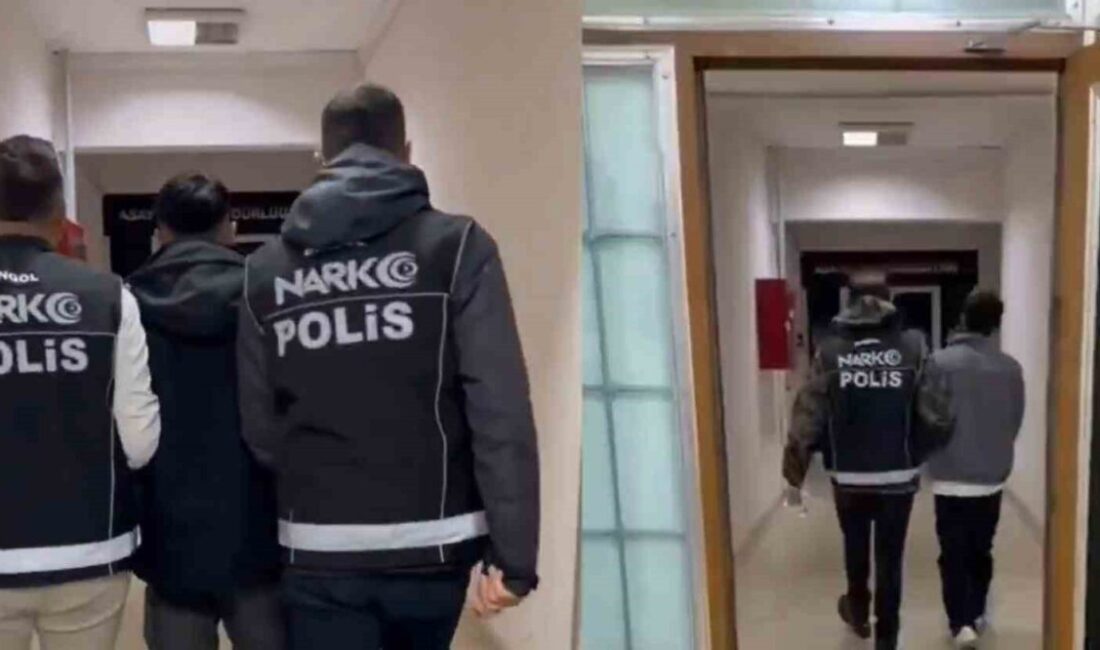Bingöl’de Uyuşturucu Operasyonu: İki Şüpheli Tutuklandı ve Metamfetamin Ele Geçirildi Bingöl'de narkotik ekipleri, yürüttüğü uyuşturucu operasyonunda 25,71 gram metamfetamin ele