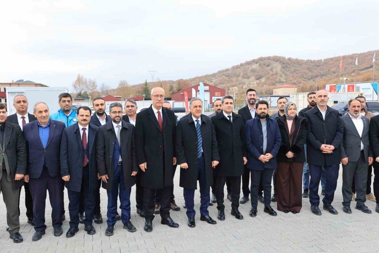 Bingöl’e Tahsis Edilen Yeni Ambulans ve UMKE Araçları ile Sağlık Hizmetleri Güçleniyor