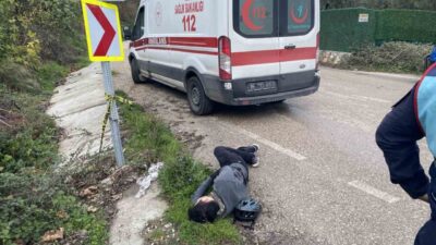 Bursa'nın Mudanya ilçesinde bisikletli Turgut Bican E. (31), Hakan Erdoğan'ın