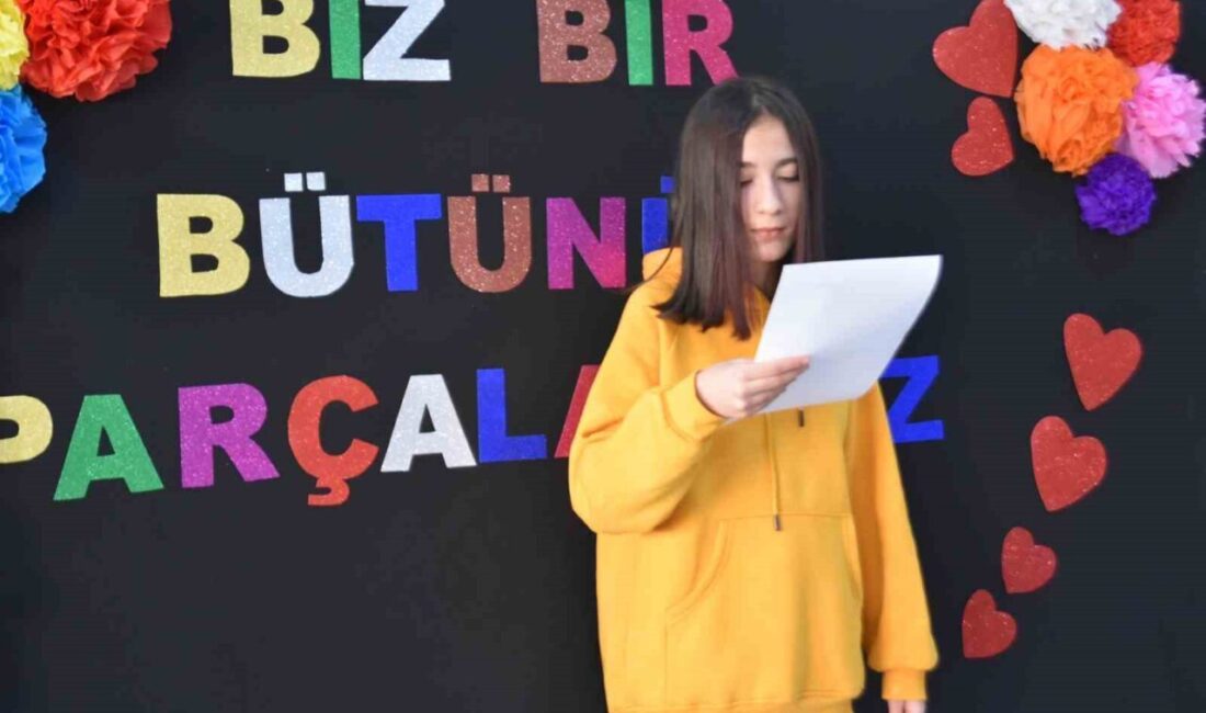 Bitlis’teki Özel Eğitim Okulu, Dünya Engelliler Günü’ne özel muhteşem bir konserle damga vurdu Bitlis Ahmet Eren Özel Eğitim Meslek Okulu öğrencileri, 3 Aralık