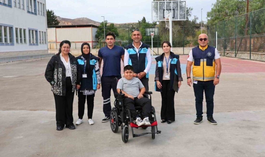 Bodrum Belediyesi'nin Sosyal Hizmetler Bürosu, ihtiyaç sahibi engelli bireylere akülü