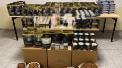 Bolu'da düzenlenen ortak operasyonlarda, emniyet ve jandarma ekipleri kaçak elektronik