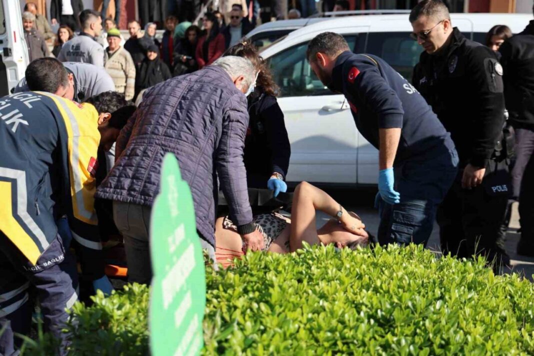 Aydın’da boşanma aşamasındaki eşini bıçaklayan koca, polis tarafından havaya ateş açılarak durduruldu