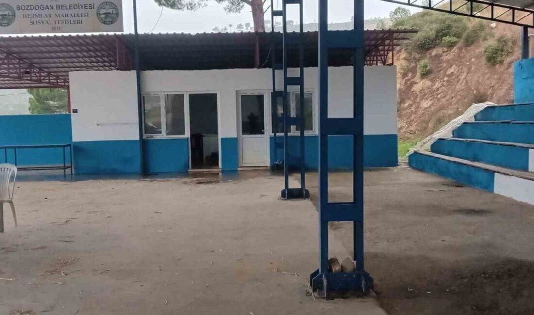 Bozdoğan'a bağlı Hışımlar Mahallesi'ndeki sosyal tesislerde kapsamlı yenileme çalışmaları devam