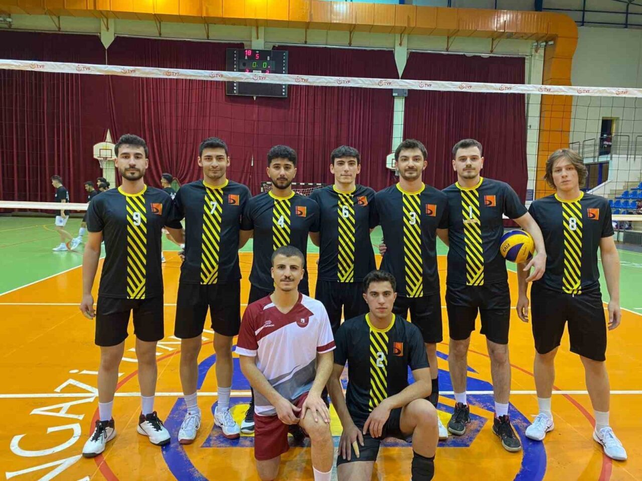 Bilecik Şeyh Edebali Üniversitesi voleybol takımları, Eskişehir'deki Türkiye Üniversite Sporları