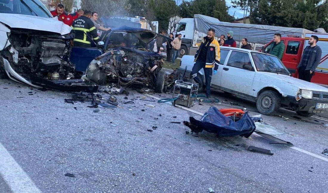 Burdur’da Otomobil Kazasında 5 Yaralı, İki Kişi Hayatını Kaybetti Burdur'da Savaş Toktaşer'in kullandığı otomobilin kontrolü kaybetmesi sonucu meydana gelen