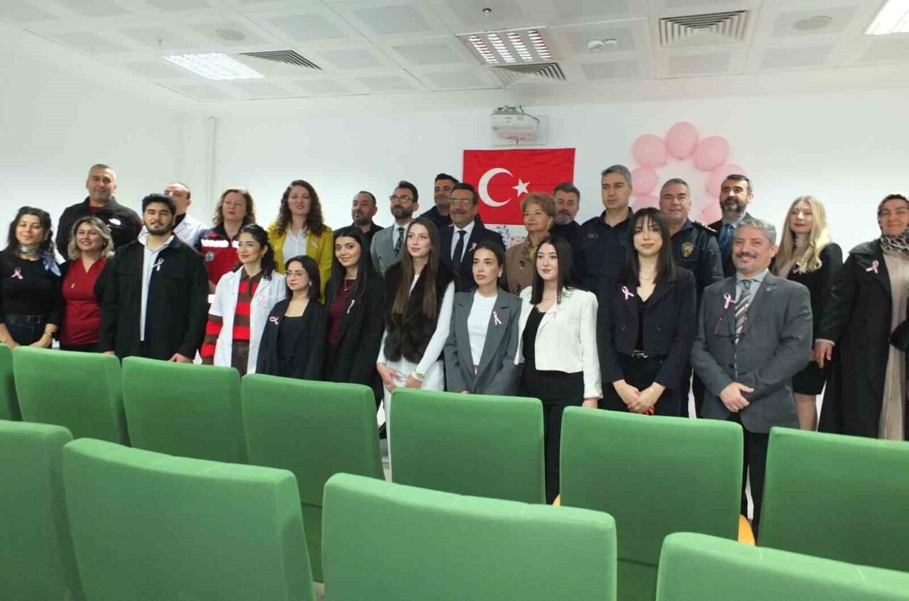 Balıkesir'in Burhaniye İlçesi'nde, Uygulamalı Bilimler Fakültesi öğrencileri tarafından yürütülen Kansersiz