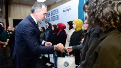 Bursa'nın Kestel ilçesinde, Kestel Belediyesi eğitimde başarıyı artırmak için "Destek