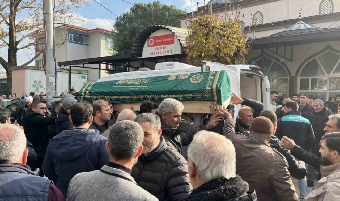 Kayıp Berat Yavuz’un Cesedi Mudanya’da Bulundu, Ailesi Gözyaşlarıyla Uğurladı Bursa'da 7 Aralık'tan beri kayıp olan 19 yaşındaki Berat Yavuz'un