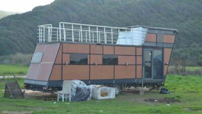 Bursa'nın Mudanya ilçesinde hırsızlık yaptığı belirlenen 19 yaşındaki K.E., yaklaşık