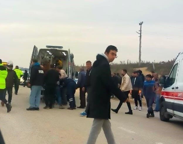 Bursa'nın İnegöl ilçesinde motosiklet ile otomobilin çarpışması sonucu 21 yaşındaki