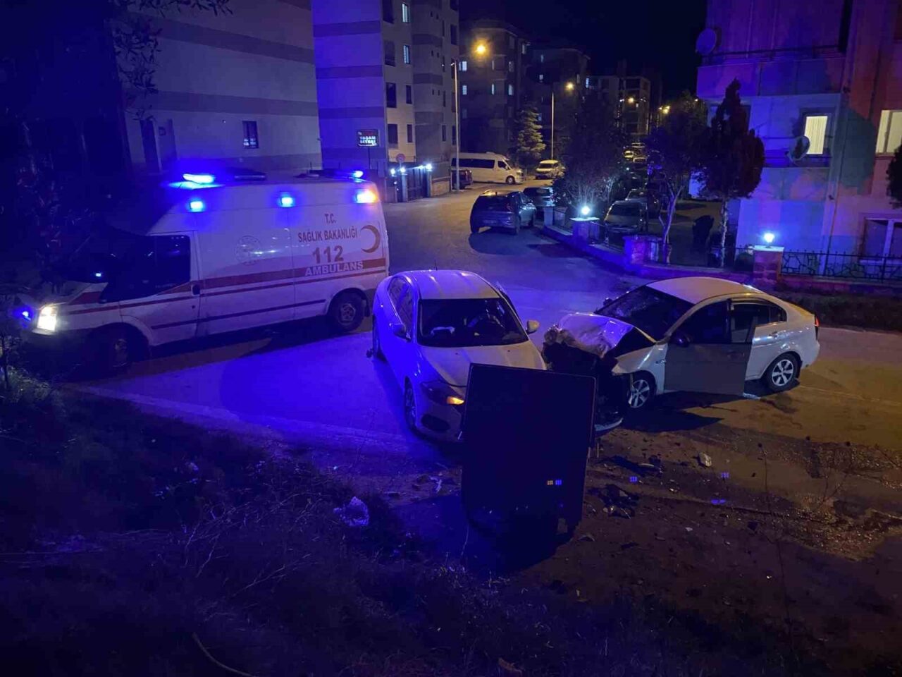 Mudanya’da Trafik Kazası: 4 Yaralı, 2’si Ağır Durumda