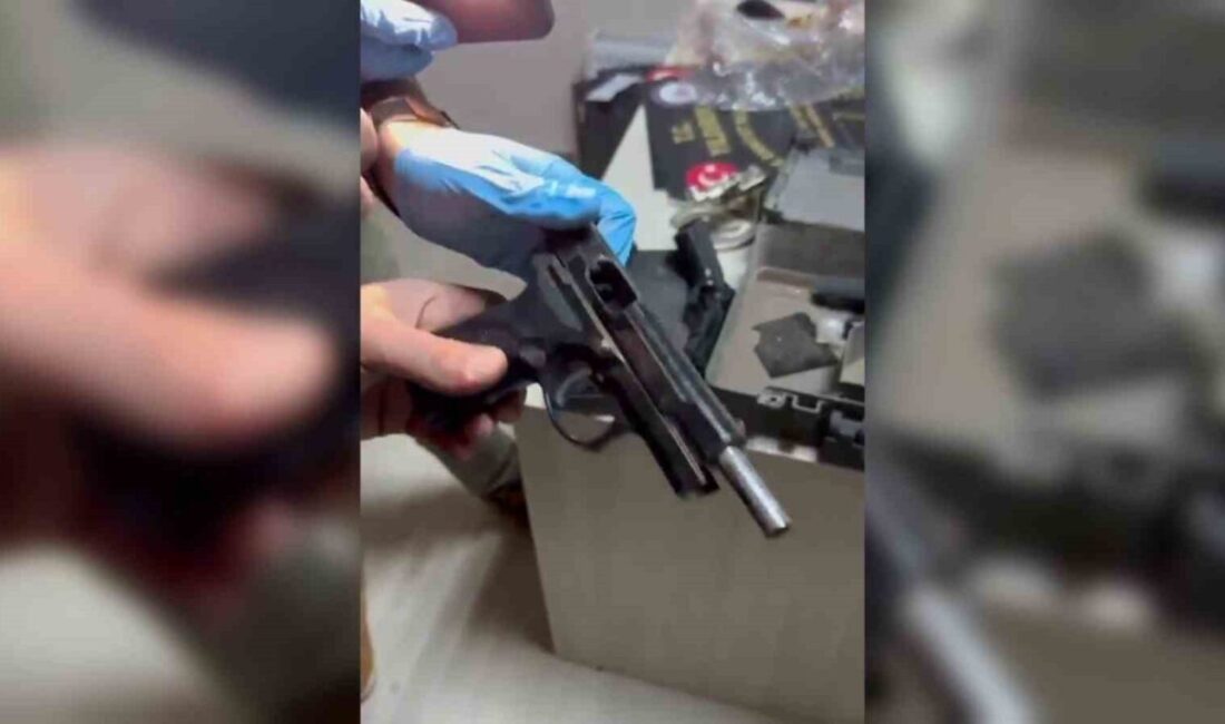 Bursa'nın Yıldırım ilçesinde, kaçak silah imalatı yapan atölyeye yönelik operasyonda