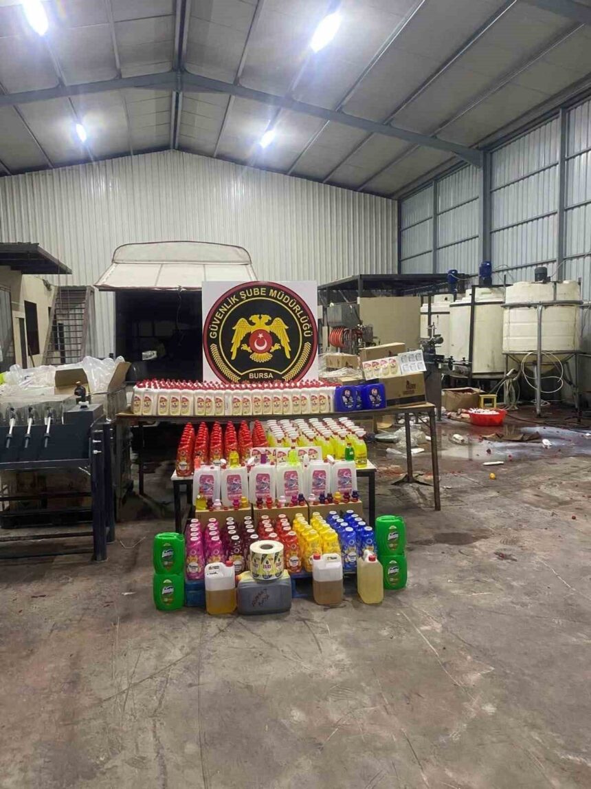 Bursa’da sahte temizlik ürünleri ve üretim ekipmanlarına yönelik operasyon: 6 kişi gözaltında