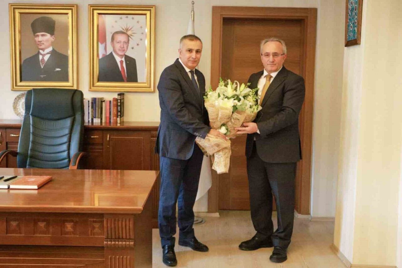 Bursa iline yeni Milli Eğitim Müdürü olarak atanan Gürhan Çokgezer,