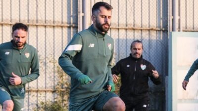 Bursaspor, TFF 2. Lig’deki 15. haftada Ankara Demirspor ile oynayacağı