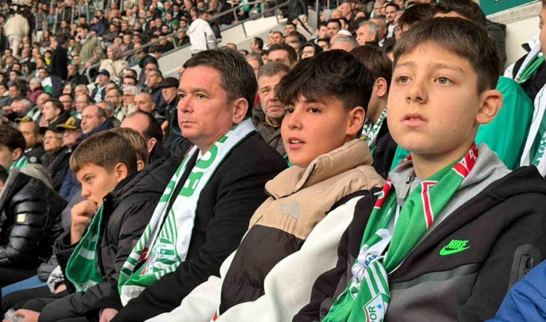 Osmangazi Belediye Başkanı Erkan Aydın, Bursaspor Maçında Çocuklarla Birlikte Coşkuyu Paylaştı Osmangazi Belediye Başkanı Erkan Aydın, Gülbahçe, Hürriyet ve İstiklal mahallelerinden