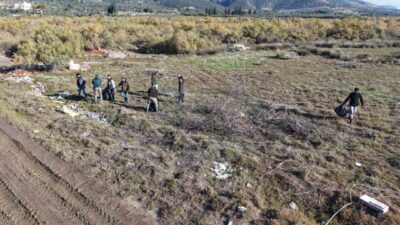 Dilek Yarımadası Büyük Menderes Deltası Milli Parkı'nda, çevre kirliliğiyle mücadele