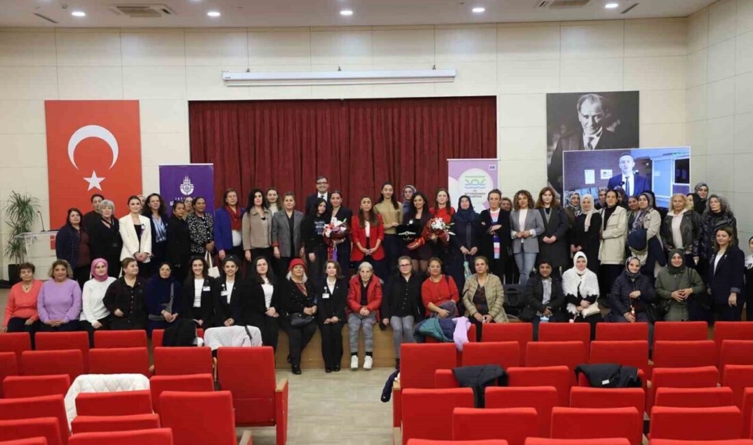 Büyükçekmece'de Kadına Yönelik Şiddete Karşı Uluslararası Mücadele Günü kapsamında düzenlenen