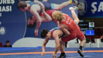 Gaziantep'teki Türkiye Güreş Şampiyonası, Grekoromen ve Kadınlar kategorilerinde sona erdi.