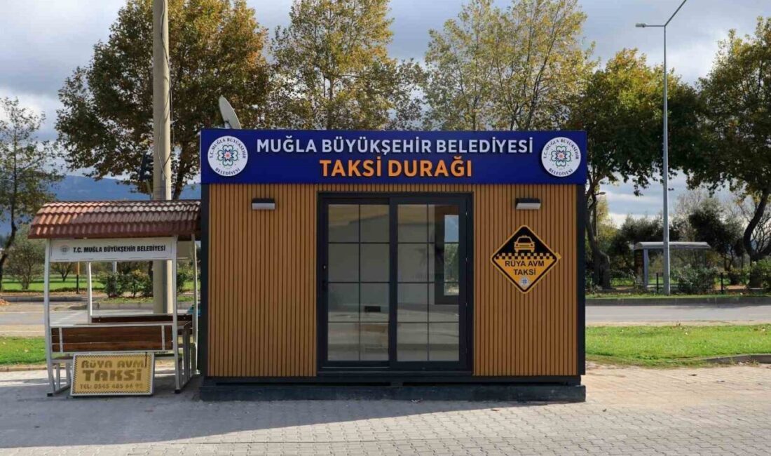 Muğla’da Modern Taksi Durakları Hızla Hizmete Sunuluyor Muğla Büyükşehir Belediyesi, Köyceğiz, Menteşe ve Yatağan'da modern taksi duraklarını