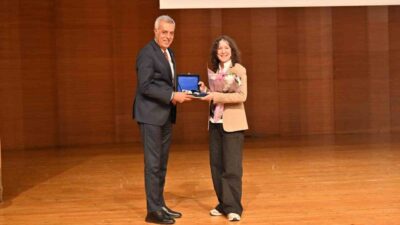 Bursa Büyükşehir Belediyesi, 'Eğitimde Yeni Yaklaşımlar Konferansı' düzenledi. Yüzlerce öğretmenin