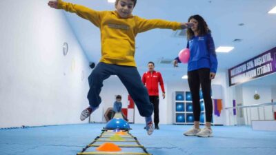 Antalya Büyükşehir Belediyesi, özel gereksinimli bireylerin sosyal entegrasyonunu ve fiziksel