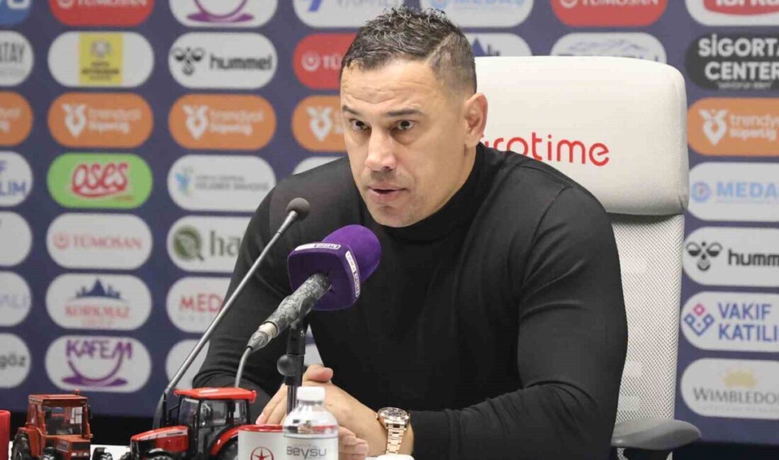 Konyaspor Teknik Direktörü Çağdaş Atan, Çaykur Rizespor maçında iyi performans