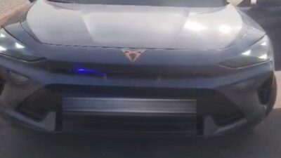 Mersin'de trafik denetimi sırasında çakarlı araç kullanan sürücüye 276 bin