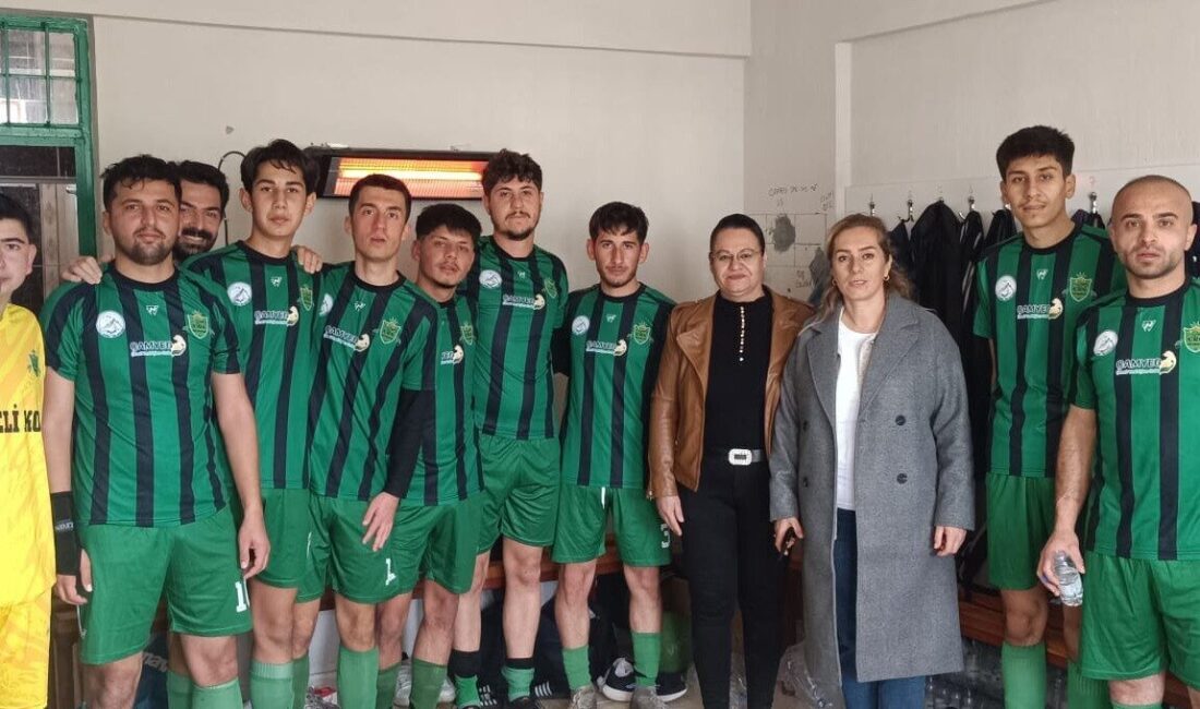 Çameli Belediyespor, Kale Belediyespor’u 2-0 Yenerek Liderliğini Devam Ettirdi Çameli Belediyespor, Denizli 1. Amatör Lig D grubunda Kale Belediyespor'u