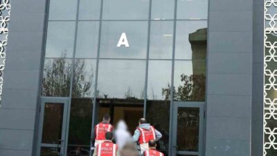 Çanakkale'de kuyumcular çarşısındaki bir dükkan için soygun girişiminde bulunan Y.B.